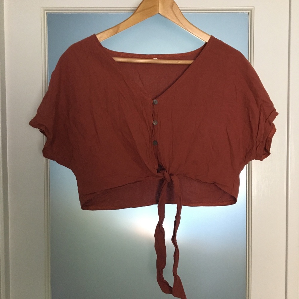 🌼 3/$6 Crop Top